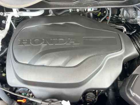 Used 2024 Honda Odyssey EX-L image 10