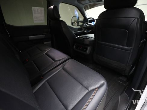 Used 2025 Ford F350 Lariat AWD/4WD image 12