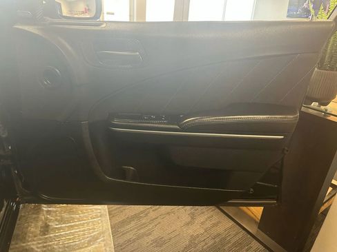 Used 2018 Dodge Charger R/T image 62