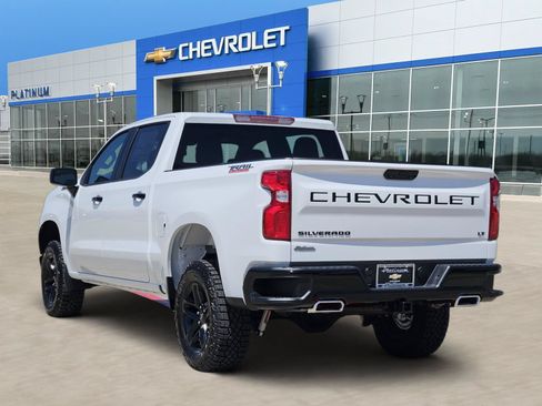 New 2026 Chevrolet Silverado 1500 LT Trail Boss w/ LPO, Dark Essentials Package AWD/4WD image 4