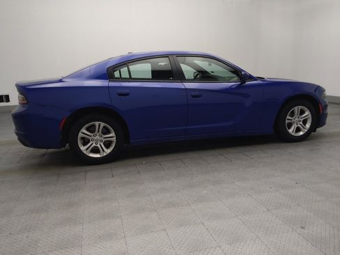Used 2022 Dodge Charger SXT RWD image 10