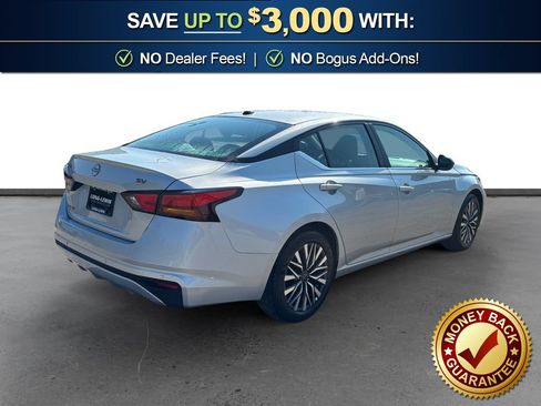 Used 2026 Nissan Altima 2.5 SV FWD image 7