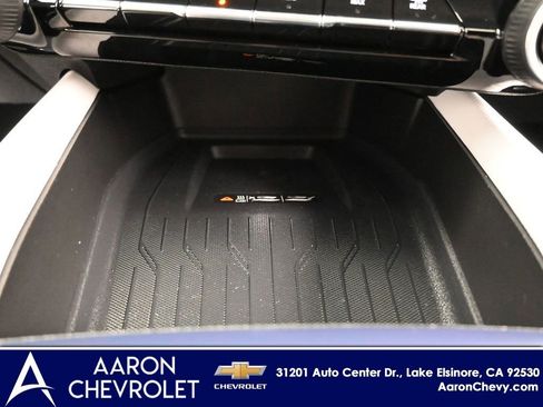 New 2025 Chevrolet Equinox EV LT image 18