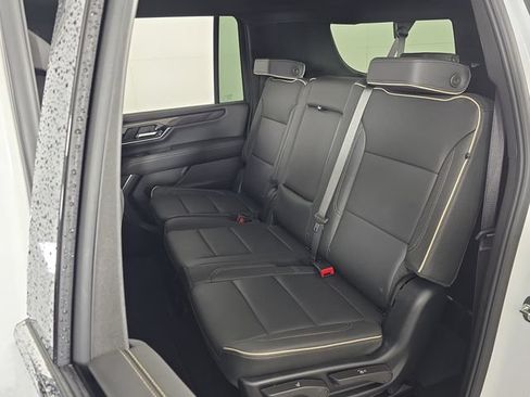 Used 2026 GMC Yukon XL Elevation AWD/4WD image 19