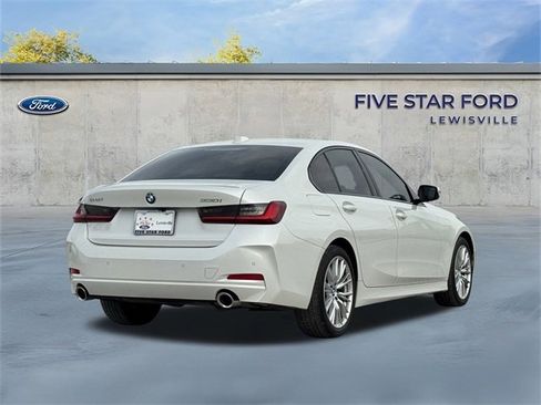 Used 2023 BMW 330i Sedan w/ Driving Assistance Package image 5