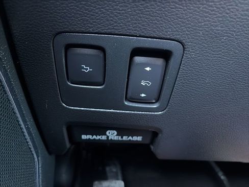 Used 2021 Ford F350 Lariat w/ Lariat Ultimate Package image 32