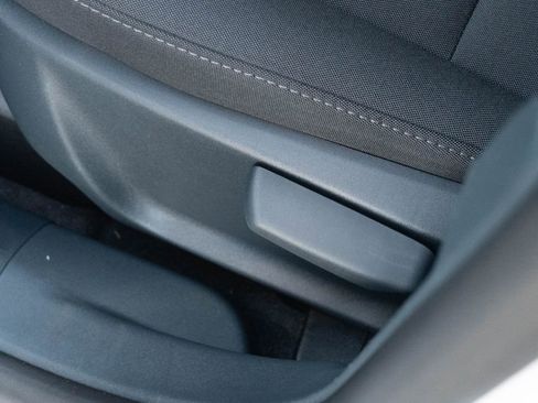 Used 2025 Ford Maverick XL FWD image 13