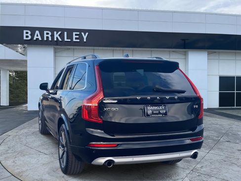 Used 2019 Volvo XC90 T5 Momentum w/ Protection Package Premier image 5