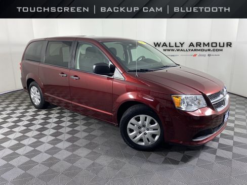 Used 2019 Dodge Grand Caravan SE w/ UConnect Hands-Free Group FWD image 1