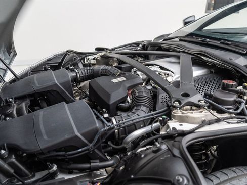 Used 2019 Aston Martin DB11 Volante image 70