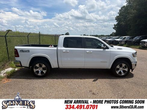 Used 2022 RAM 1500 Laramie AWD/4WD image 10