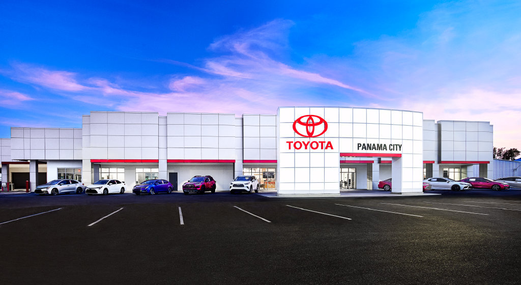 Used 2025 Toyota Land Cruiser w/ Premium Package AWD/4WD image 21