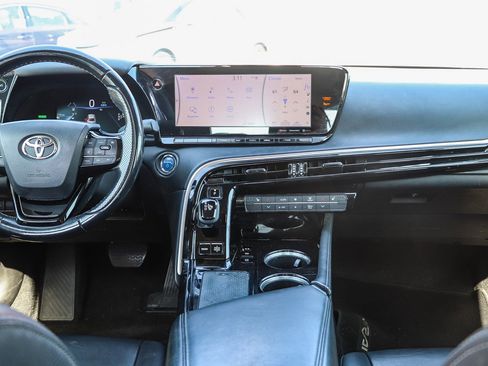 Used 2021 Toyota Mirai XLE w/ Advanced Technology Package image 12