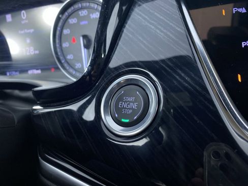 New 2025 Cadillac XT6 Premium Luxury w/ Technology Package FWD image 9