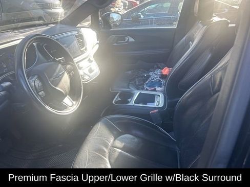 Used 2019 Chrysler Pacifica Limited w/ Advanced Safetytec Group image 36