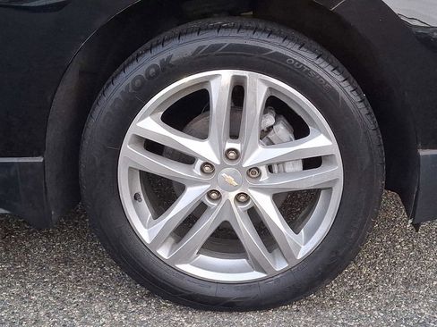 Used 2018 Chevrolet Equinox Premier image 9