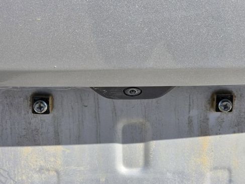 Used 2024 Jeep Grand Cherokee L Laredo image 6