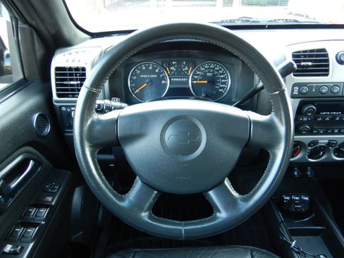 Used 2010 Chevrolet Colorado LT AWD/4WD image 15