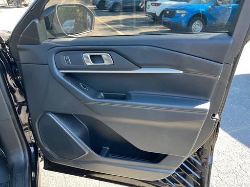 Used 2026 Ford Explorer Tremor w/ Tremor Convenience Package AWD/4WD image 19