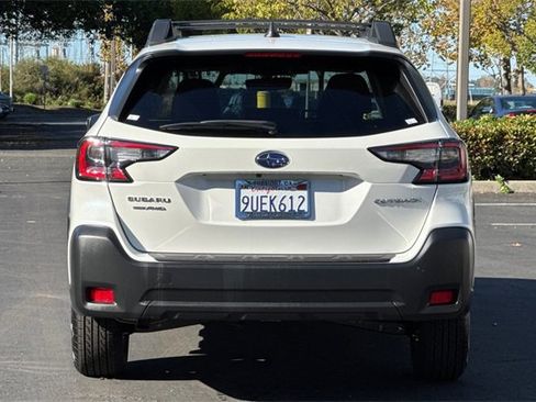 Used 2025 Subaru Outback Premium w/ Popular Package #1A image 5