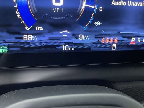 New 2025 Chevrolet Silverado EV LT image 15