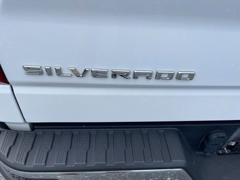 Used 2023 Chevrolet Silverado 1500 LT image 13