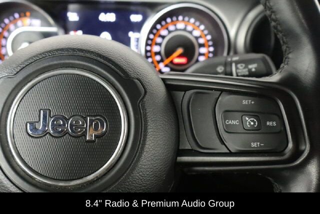 Used 2022 Jeep Gladiator Sport AWD/4WD image 12