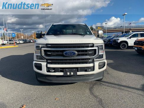 Used 2021 Ford F250 Platinum w/ FX4 Off-Road Package image 2