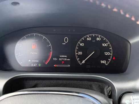 Used 2025 Honda HR-V Sport image 19