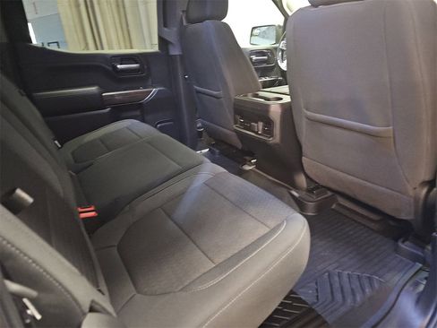 Used 2021 Chevrolet Silverado 1500 LT Trail Boss w/ Convenience Package II image 11