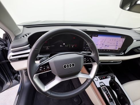 Used 2025 Audi A5 2.0T Premium w/ Convenience Package AWD/4WD image 4