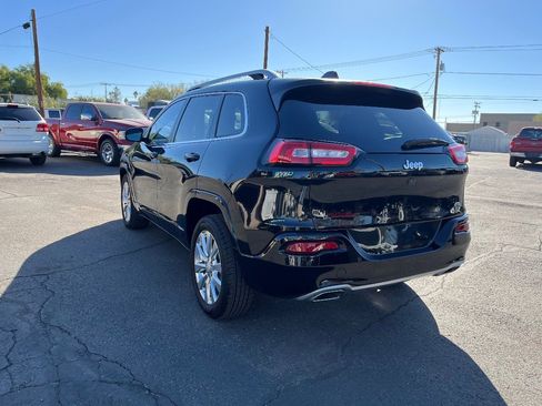 Used 2018 Jeep Cherokee Overland w/ Technology Group image 7