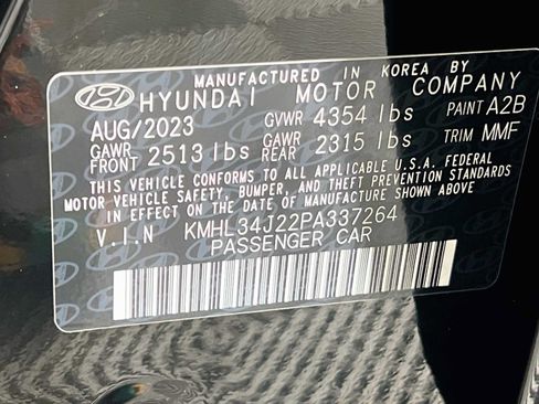 Certified 2023 Hyundai Sonata Limited w/ Preferred Accessory Package FWD image 33