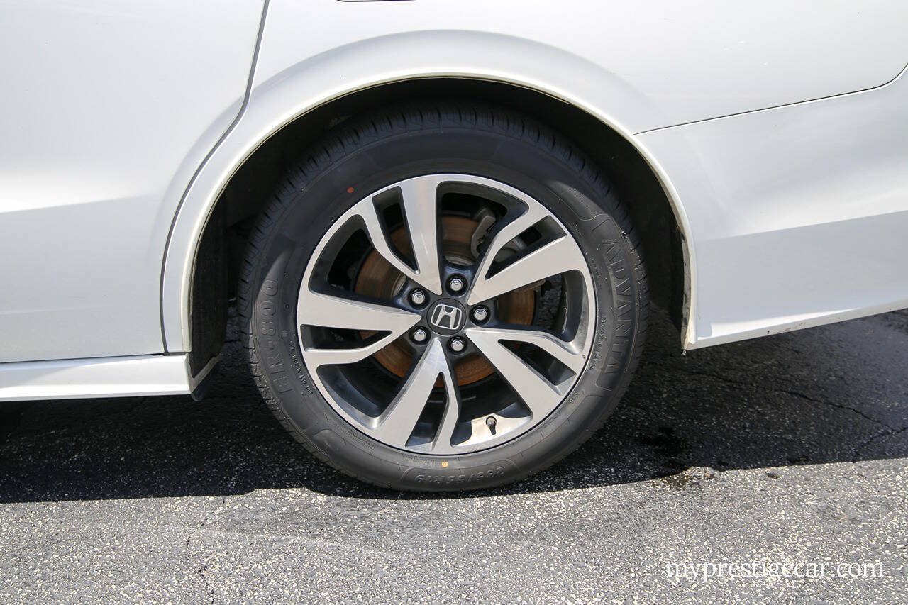 Used 2022 Honda Odyssey Touring image 5