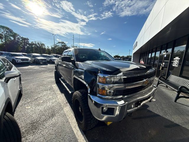 Used 2016 Chevrolet Silverado 2500 LT w/ LT Convenience Package AWD/4WD image 5