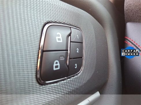 Used 2025 Ford Explorer ST image 26