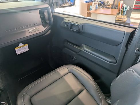 New 2025 Ford Bronco Big Bend w/ Black Diamond Package AWD/4WD image 17