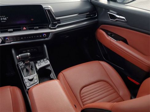 Certified 2023 Kia Sportage SX image 18