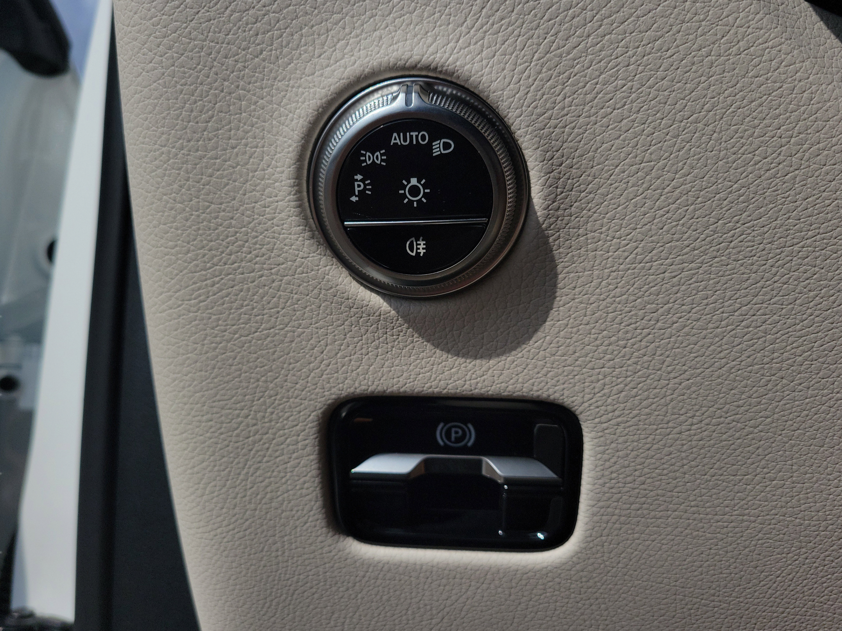 Certified 2026 Mercedes-Benz GLC 300 image 19