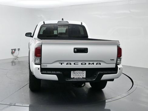 Used 2023 Toyota Tacoma TRD Off-Road AWD/4WD image 20