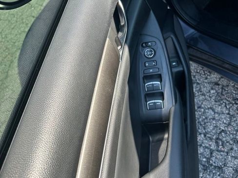 Used 2021 Honda Accord LX image 12