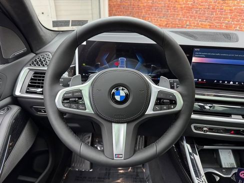 New 2026 BMW X7 xDrive40i w/ M Sport Package image 14