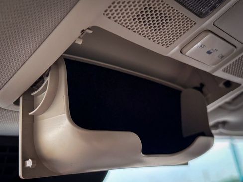Used 2020 MAZDA CX-5 Touring FWD image 19