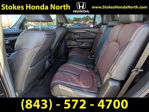 Certified 2025 Honda Pilot Black Edition image 14
