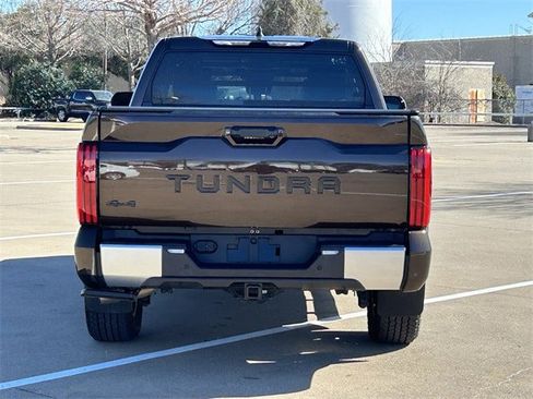 Used 2024 Toyota Tundra Limited w/ Power Package image 5