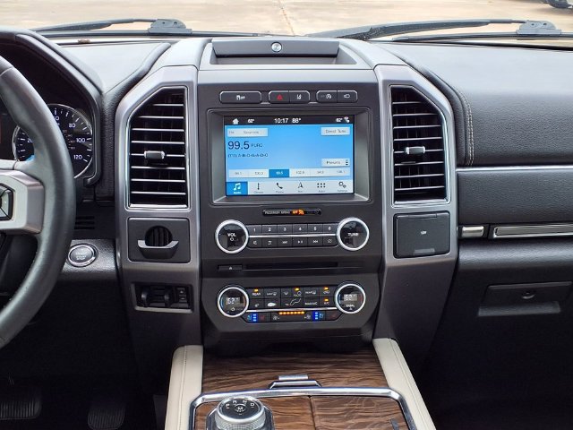 Used 2018 Ford Expedition Platinum RWD image 9
