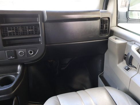 Used 2023 Chevrolet Express 3500 LS RWD image 12