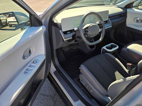 Used 2024 Hyundai Ioniq 5 SE RWD image 21