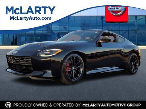 Used 2026 Nissan Z Performance w/ Floor Mat Package image 1