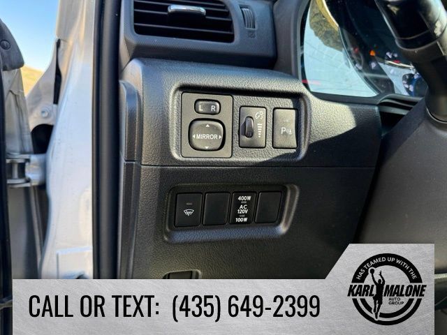 Used 2016 Toyota 4Runner Limited AWD/4WD image 16